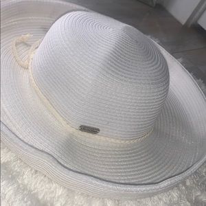 Sun hat